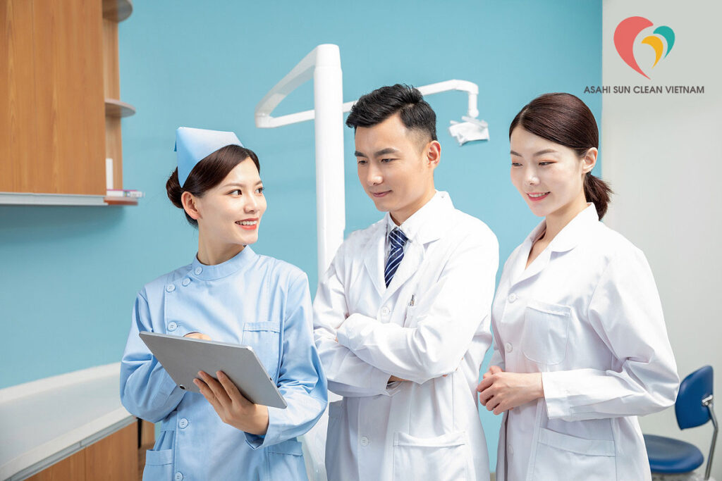 điều dưỡng và hộ lý